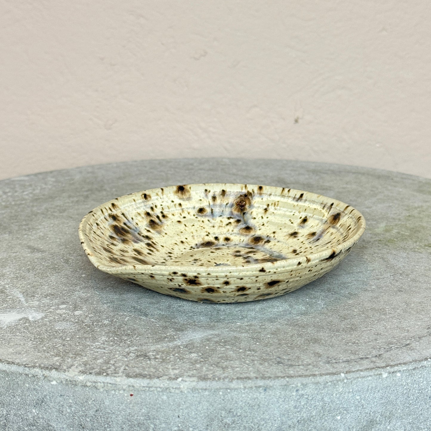 Grydeskeholder no 1
