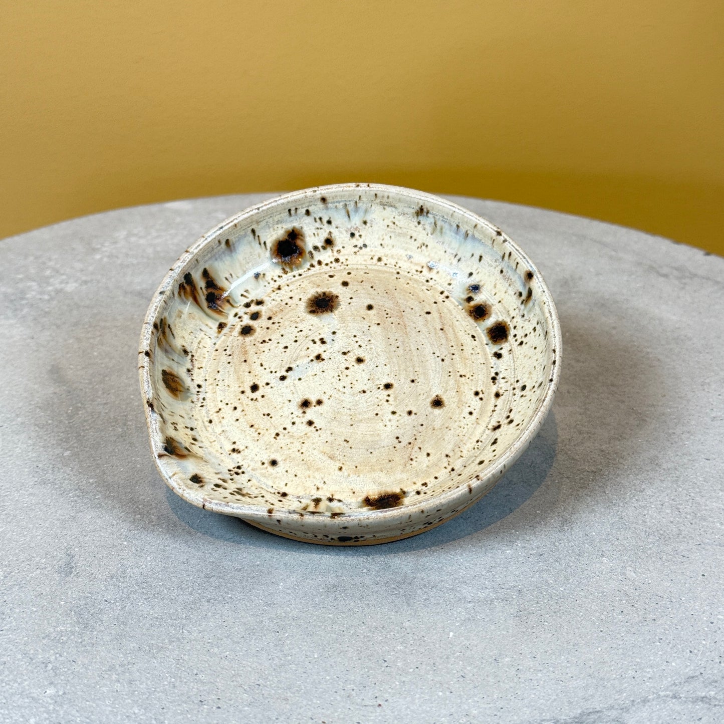 Grydeskeholder no 18